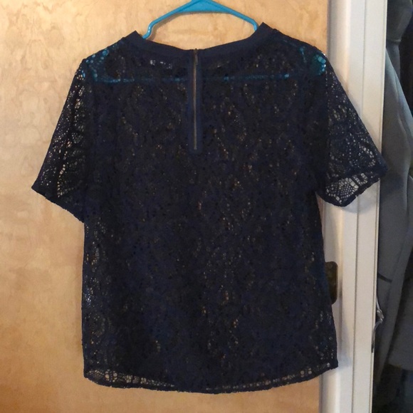 NWOT Banana Republic navy lace top - Picture 4 of 5